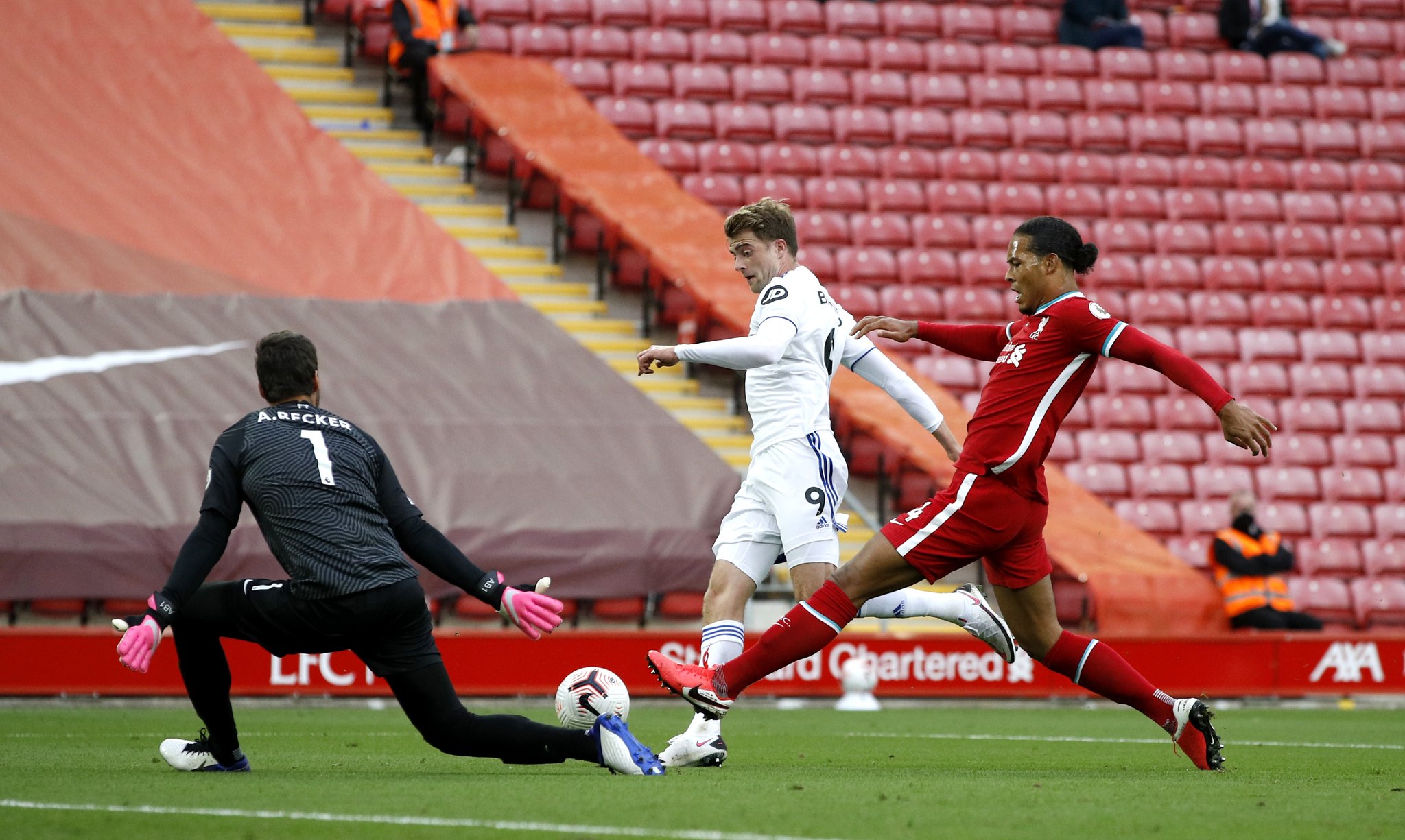 仅能够稳定 仅能够稳定